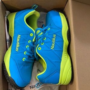 Nautilus women shoes